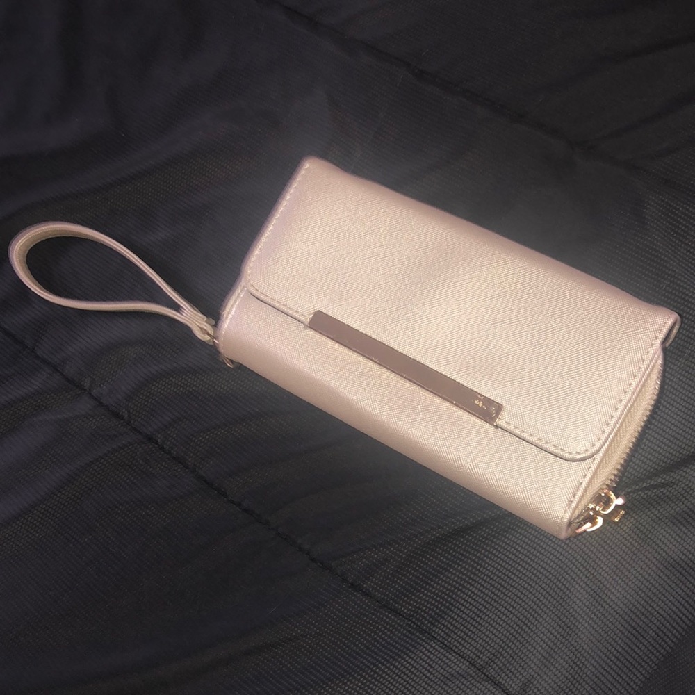 Beige double compartment wristlet